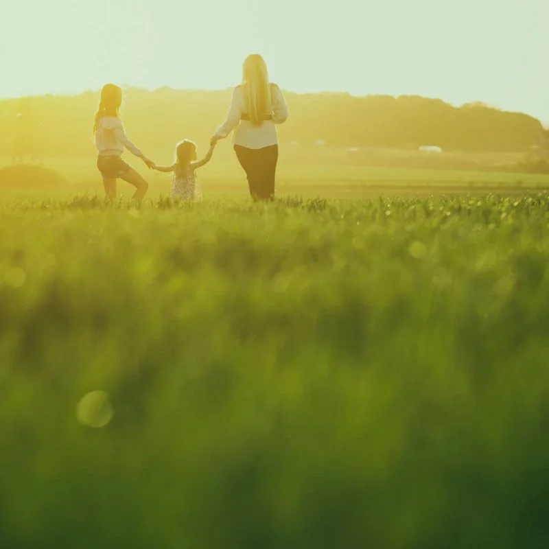 Nachhaltigkeit – Familie in der Natur
